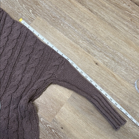 Free People Size XS Easy Cable Brown V-Neck Sweater - Picture 14 of 14